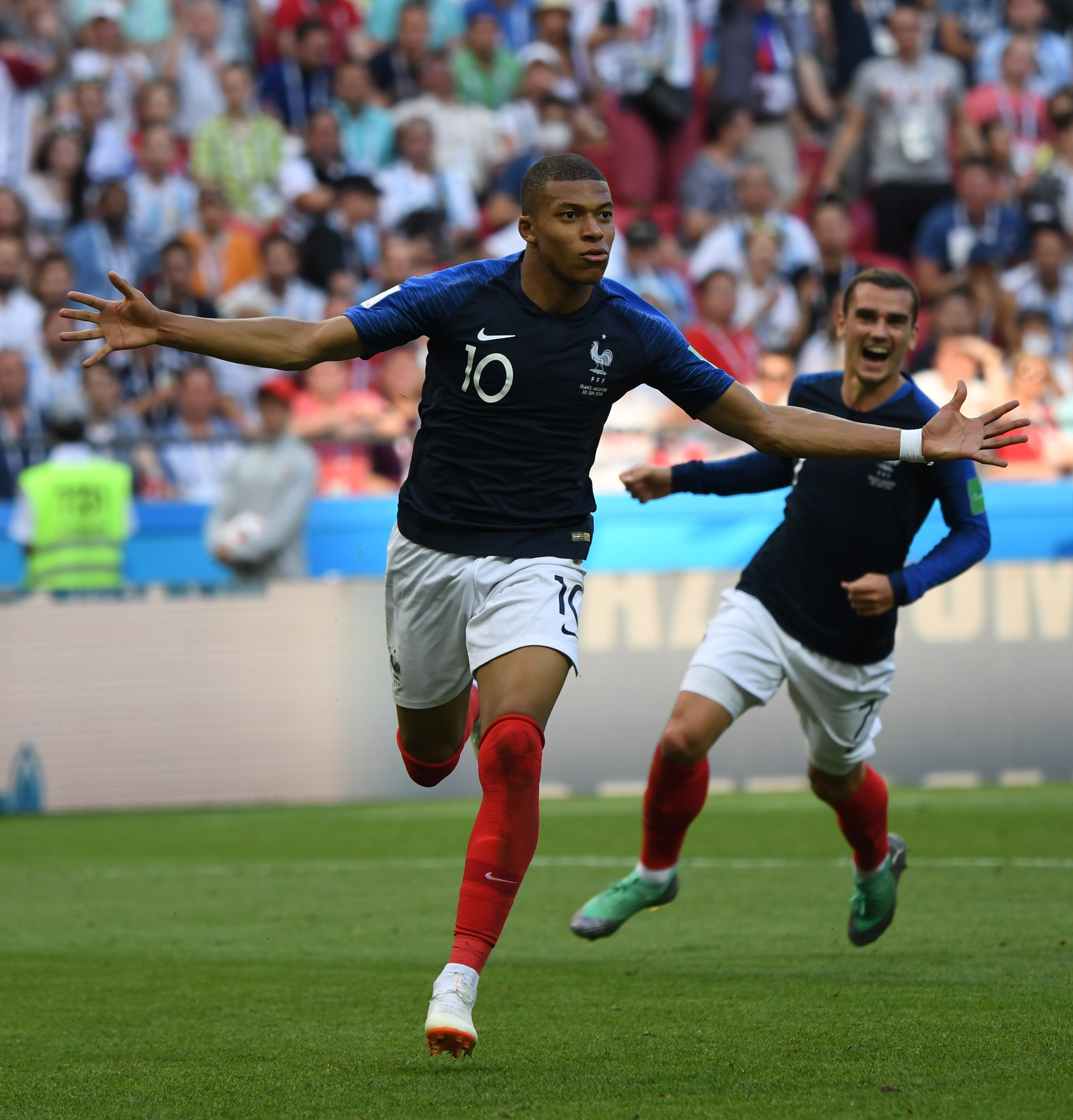 韩鹏：瓦科在我们心里已是最佳射手，希望明年能给他争回来