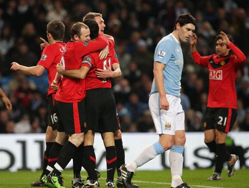 彰显信任，罗体：佛罗伦萨已将队长袖标交给了德赫亚（罗体：佛罗伦萨信任升级，已将队长袖标交予德赫亚）