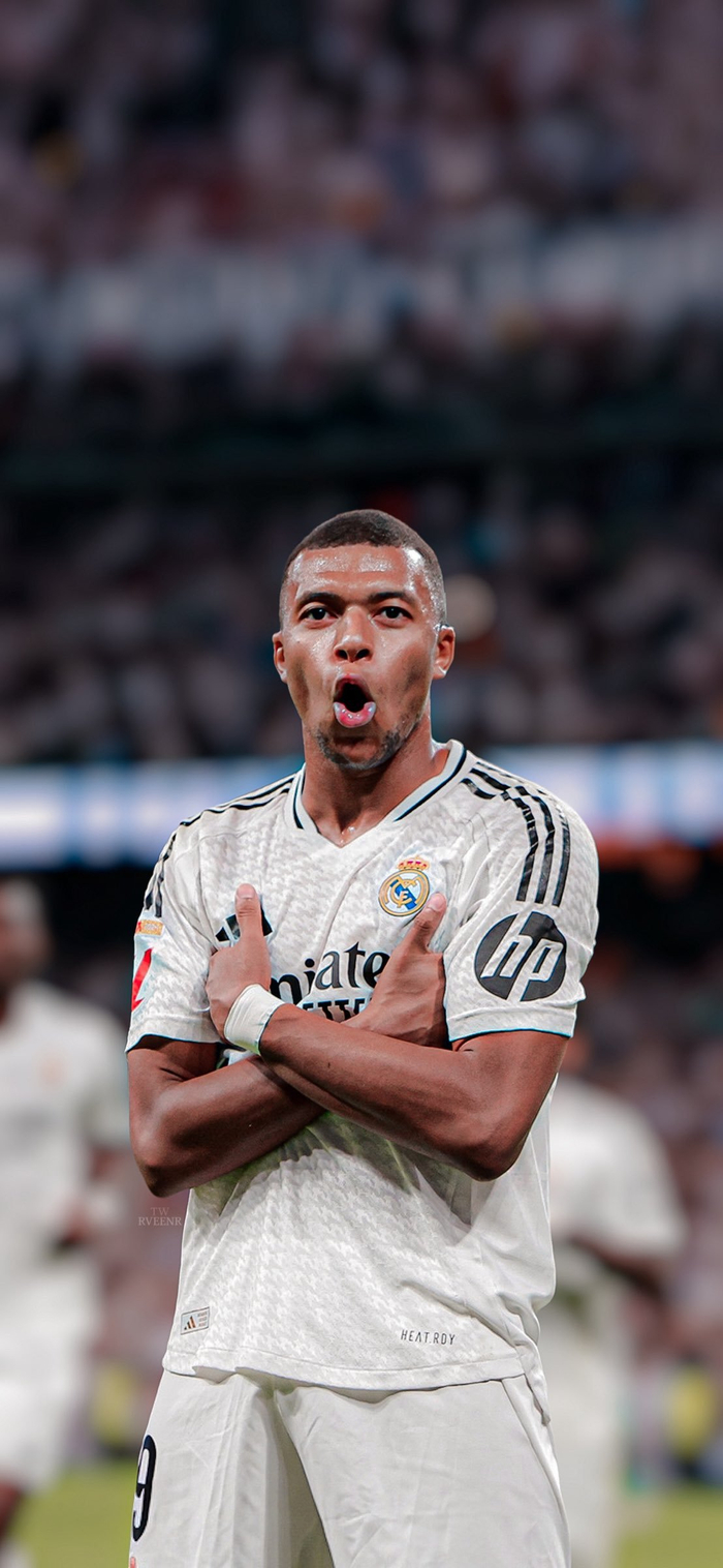 皇马死盯希腊天才！4000万要价难阻三豪门争夺战