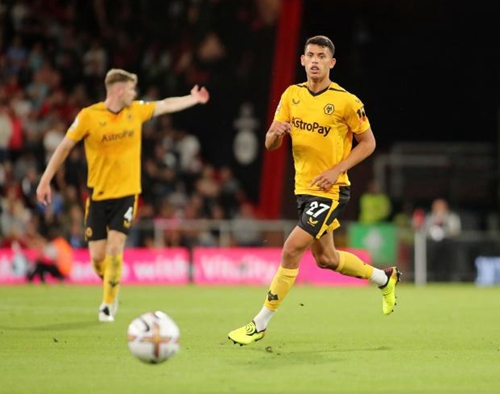 霍芬海姆vs奥格斯堡：曹法尔、奥利弗-鲍曼首发，法比安-里德、泽西格尔出战