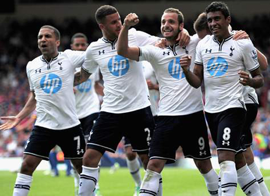 米体：因拉齐奥伤病过多，主席洛蒂托请来神父为球队祝福