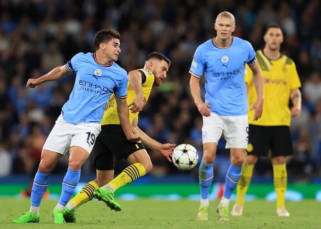 懂球帝2025年10月MVP候选出炉：凯哈姆入围，加布、门德斯在列