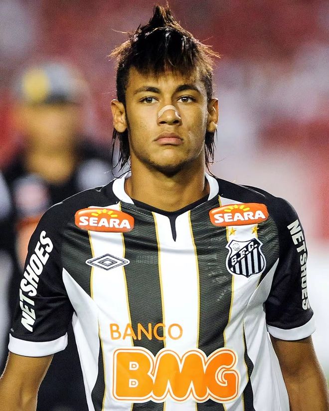 德转朱艺：黎巴嫩裁判组执法国安VS麦克阿瑟的亚冠联赛（朱艺：黎巴嫩裁判组将执法国安对阵麦克阿瑟的亚冠比赛）