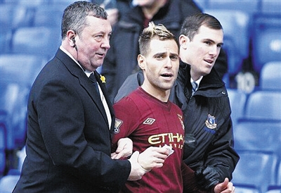 掘金核心稳健带队获胜