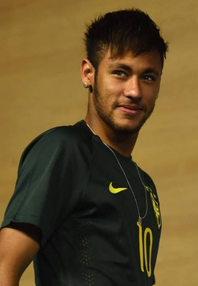 历史魔咒VS冠军之心！阿森纳今夜客战埃弗顿，能否打破七年客场困局？（阿森纳今夜做客埃弗顿：冠军之心能否终结七年客场魔咒）