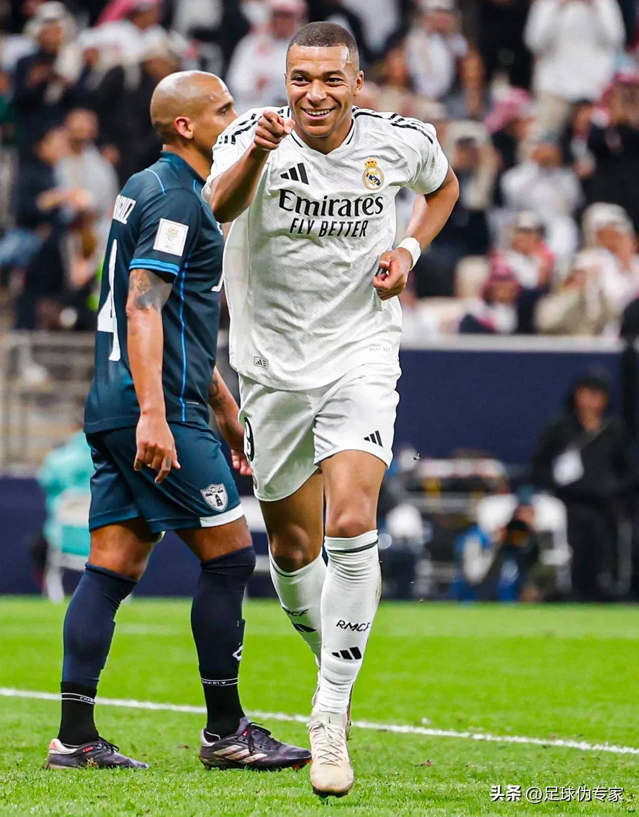 世体：霍安·加西亚可出战欧冠，巴尔德、埃里克·加西亚情况类似（世体：霍安·加西亚可战欧冠，巴尔德与埃里克·加西亚情况相近）