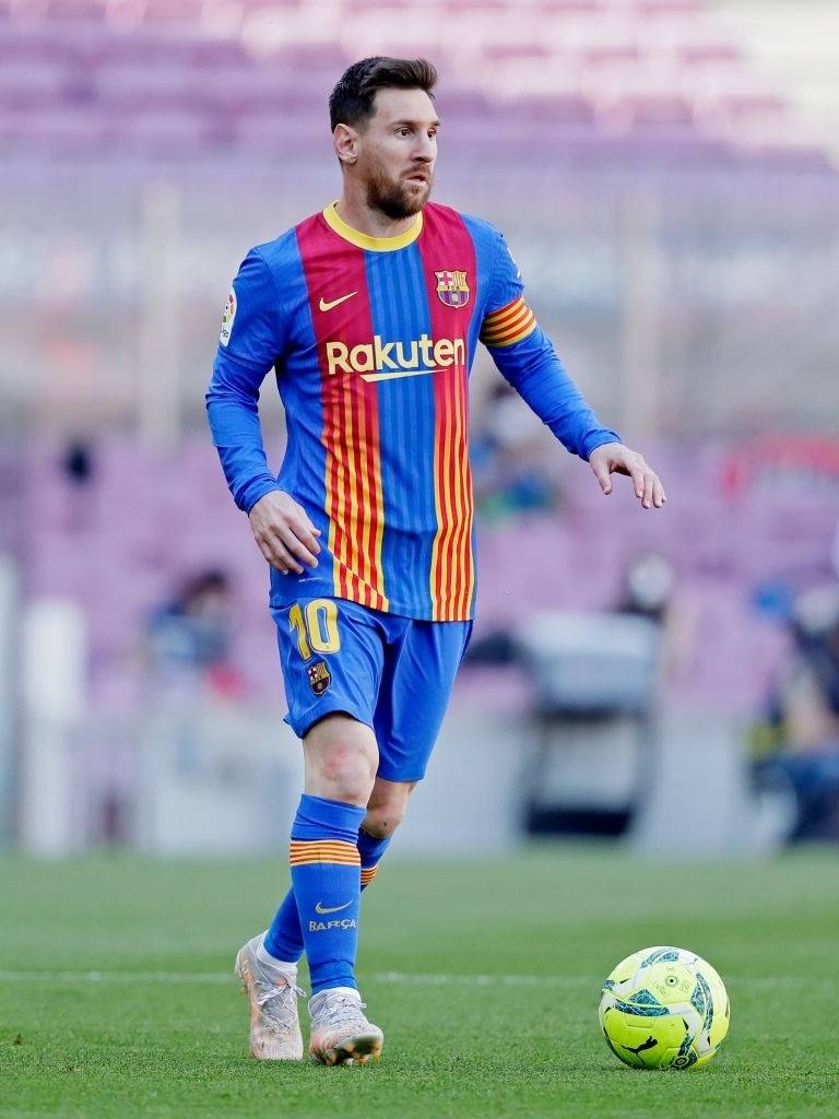 欧洲足球一夜疯狂：水晶宫绝杀，多特6轮不败，罗马爆冷（欧陆足坛今夜沸腾：水晶宫补时绝杀，多特六轮不败，罗马爆冷失利）