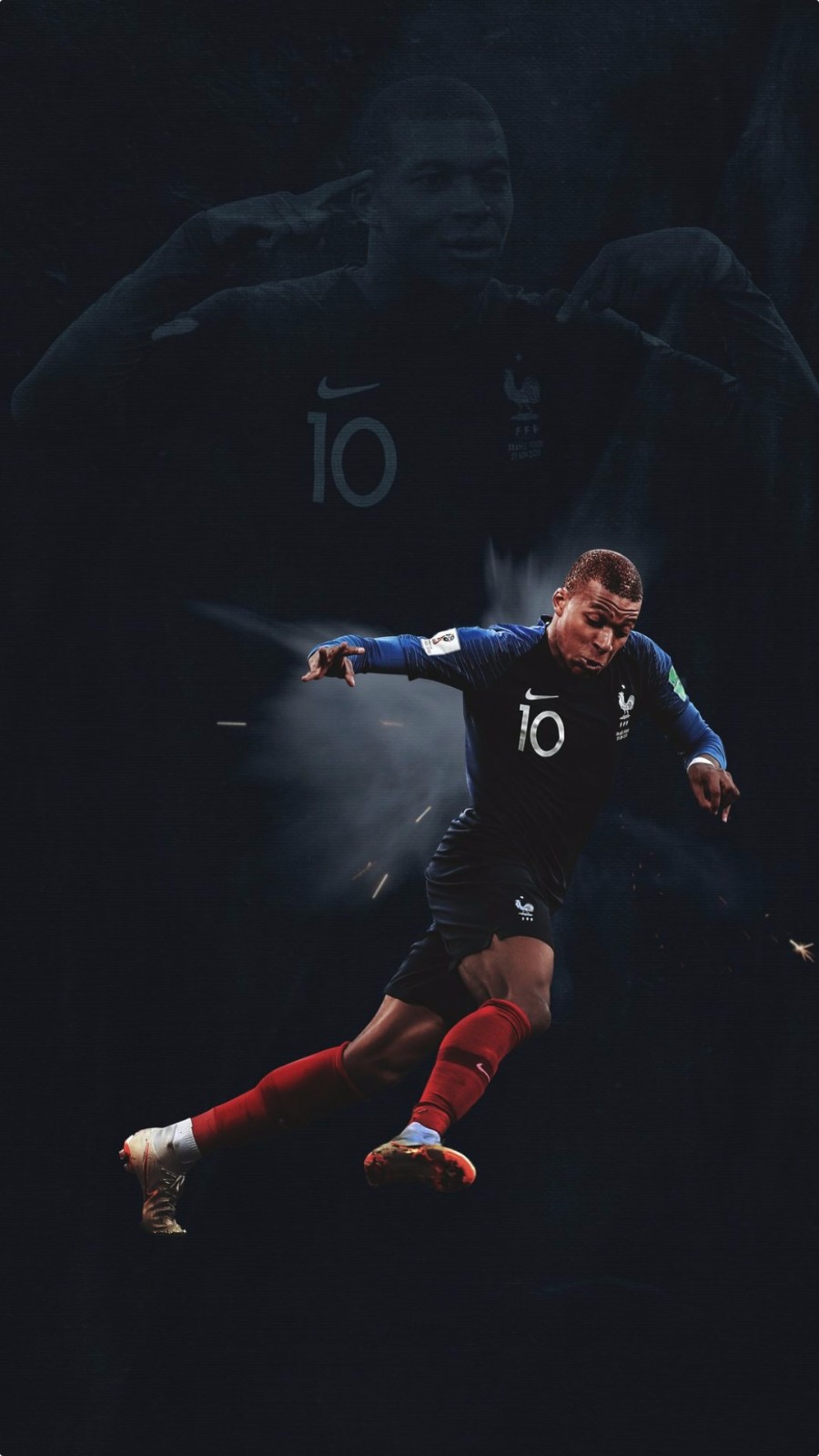 足球欧洲豪门爆发争吵，队内矛盾浮出水面（欧洲足坛豪门更衣室冲突升级，内部矛盾浮现）