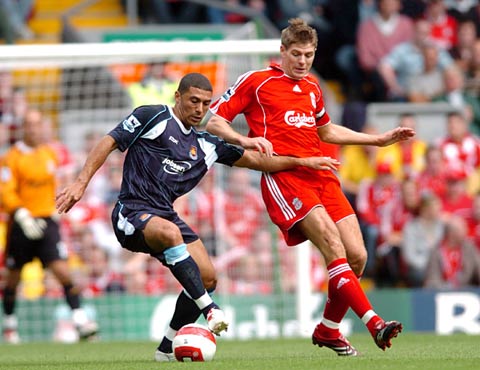 再遭失利，内马尔不满自己被换下并直接返回更衣室